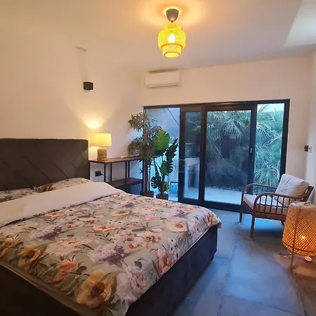 Villa Bugenwilla Kastela