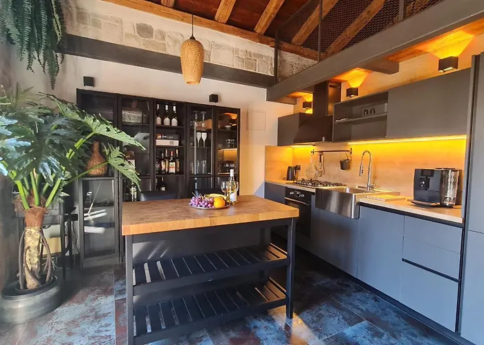 Βίλα Bugenwilla Kaštela