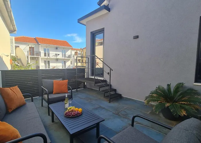 Bugenwilla Βίλα Kaštela